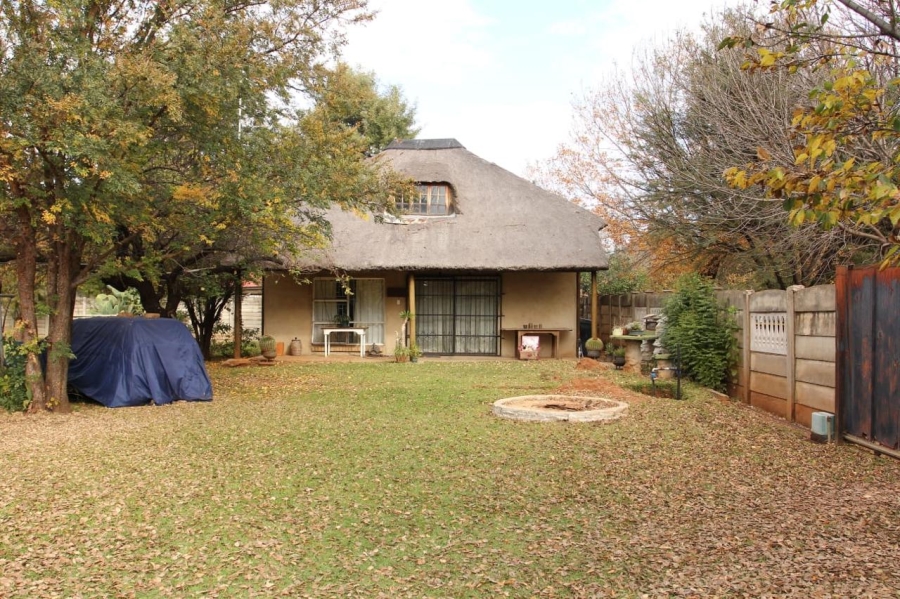 5 Bedroom Property for Sale in Stilfontein Ext 4 North West